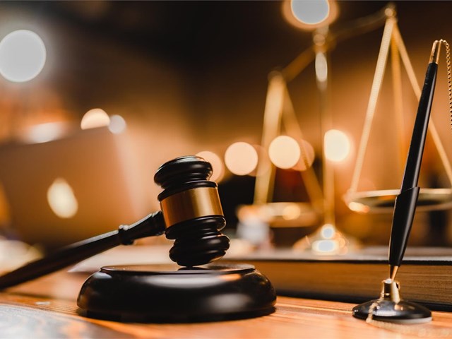 Cómo elegir al mejor abogado penalista: criterios y consejos