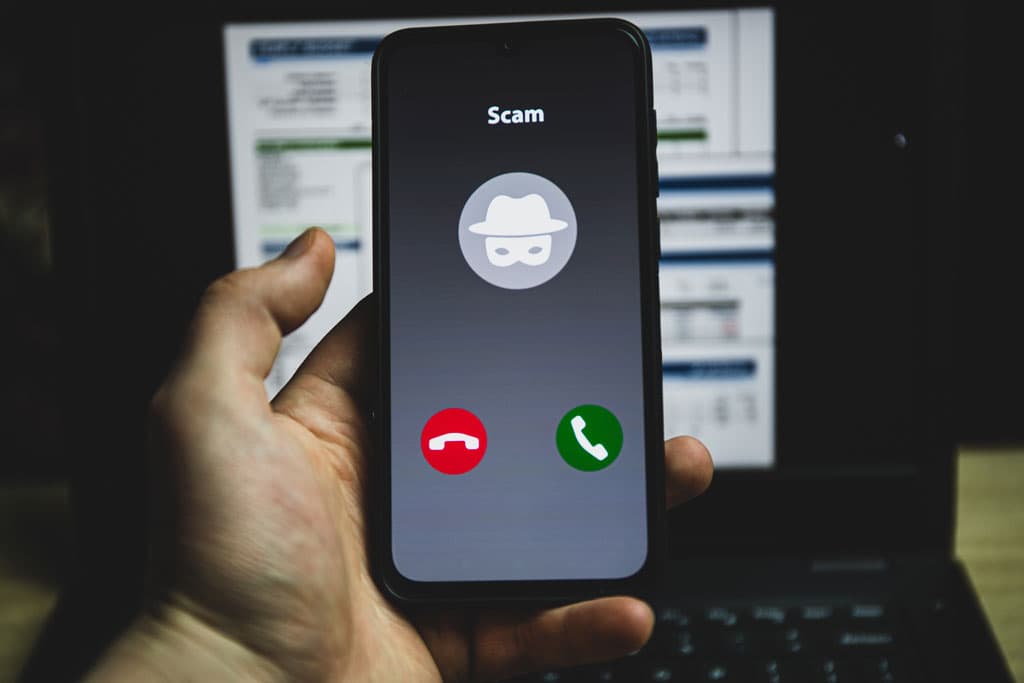 Denunciar delito de fraude en Pontevedra