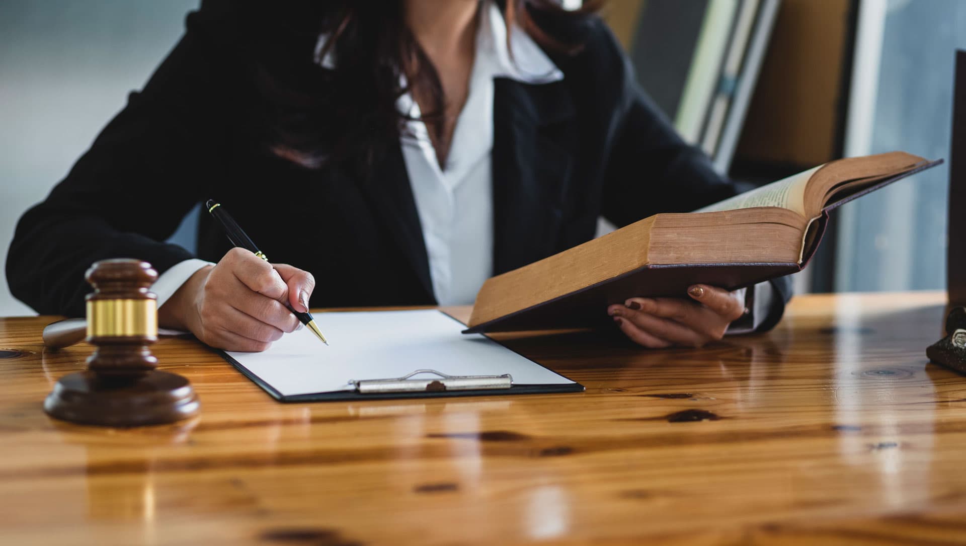 Agende su consulta con un abogado penalista en Pontevedra